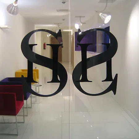 Hotel La 2*