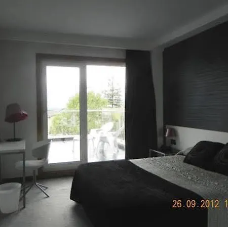 La Hotel 2*